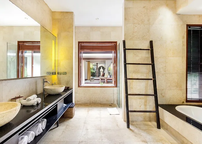 Kaira Hotel Canggu (Bali)
